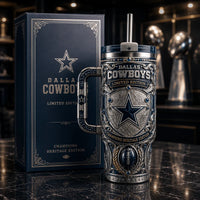 DAL Heritage Star - An Engraved-Look Study in Silver and Navy